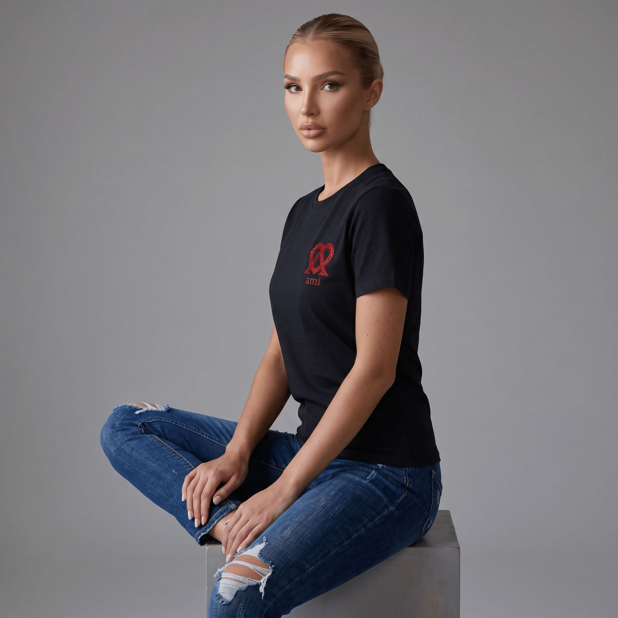 AMI Paris Black Red Heart Logo T-Shirt 🖤❤️ - MASTERPIECE
