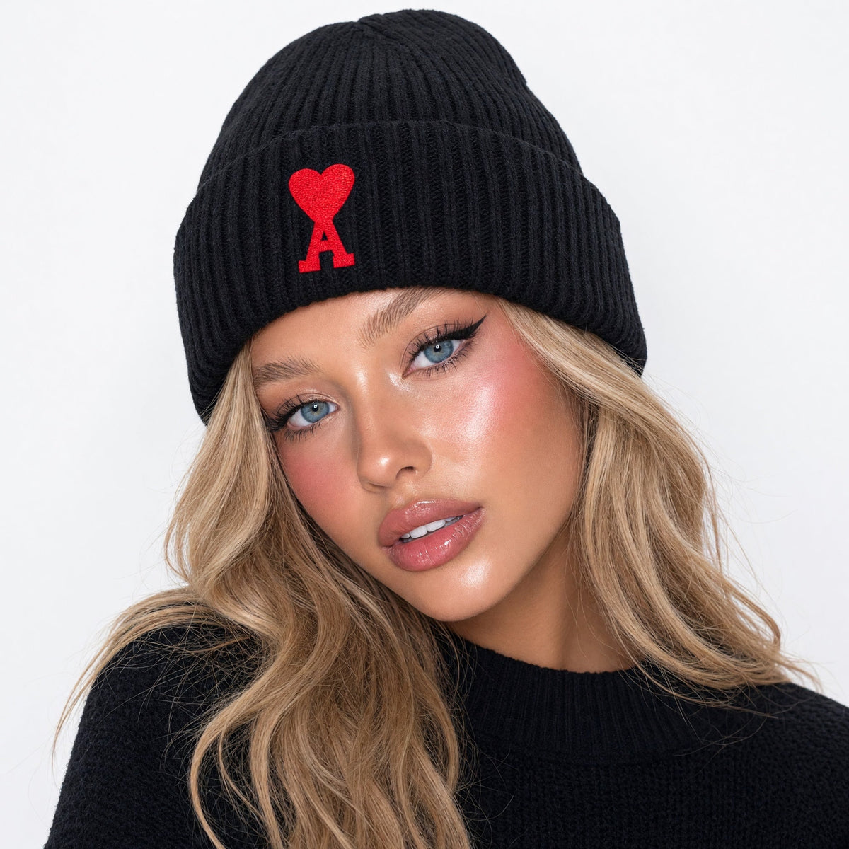 AMI Paris Logo Patch Knitted Beanie — Black - MASTERPIECE