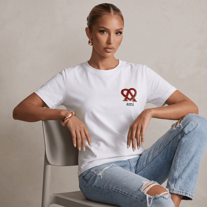 AMI Paris White Red Heart Logo T-Shirt 🤍❤️ - MASTERPIECE