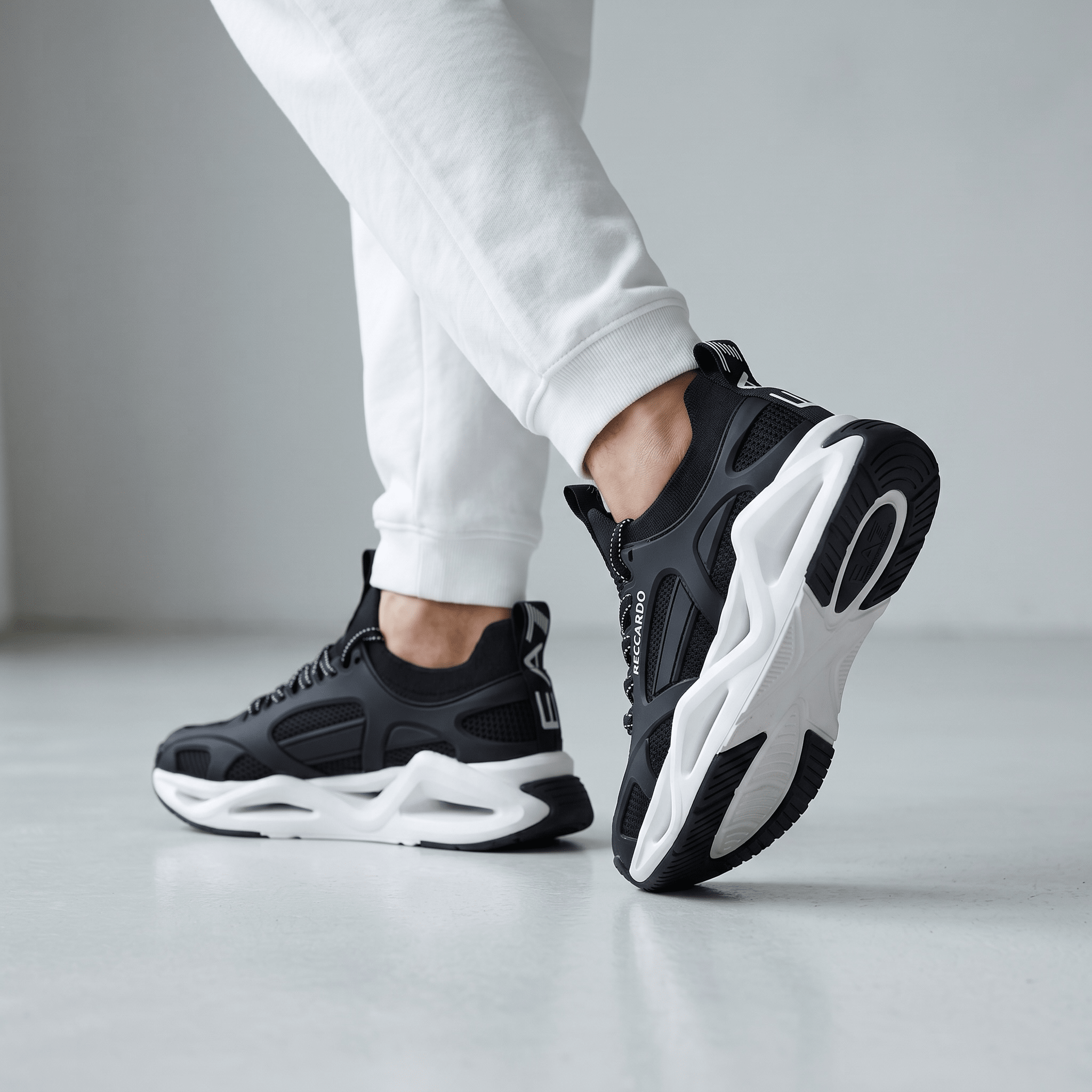 🖤 Armani Exchange Chunky Runner Sneakers White & Black 👟⚡ - MASTERPIECE