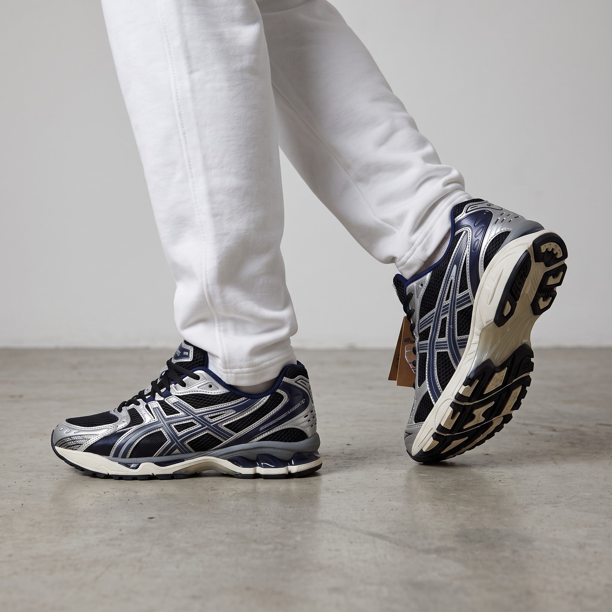 ASICS GEL-KAYANO 14 – Silver / Midnight Navy 🏃‍♂️⚡ - MASTERPIECE