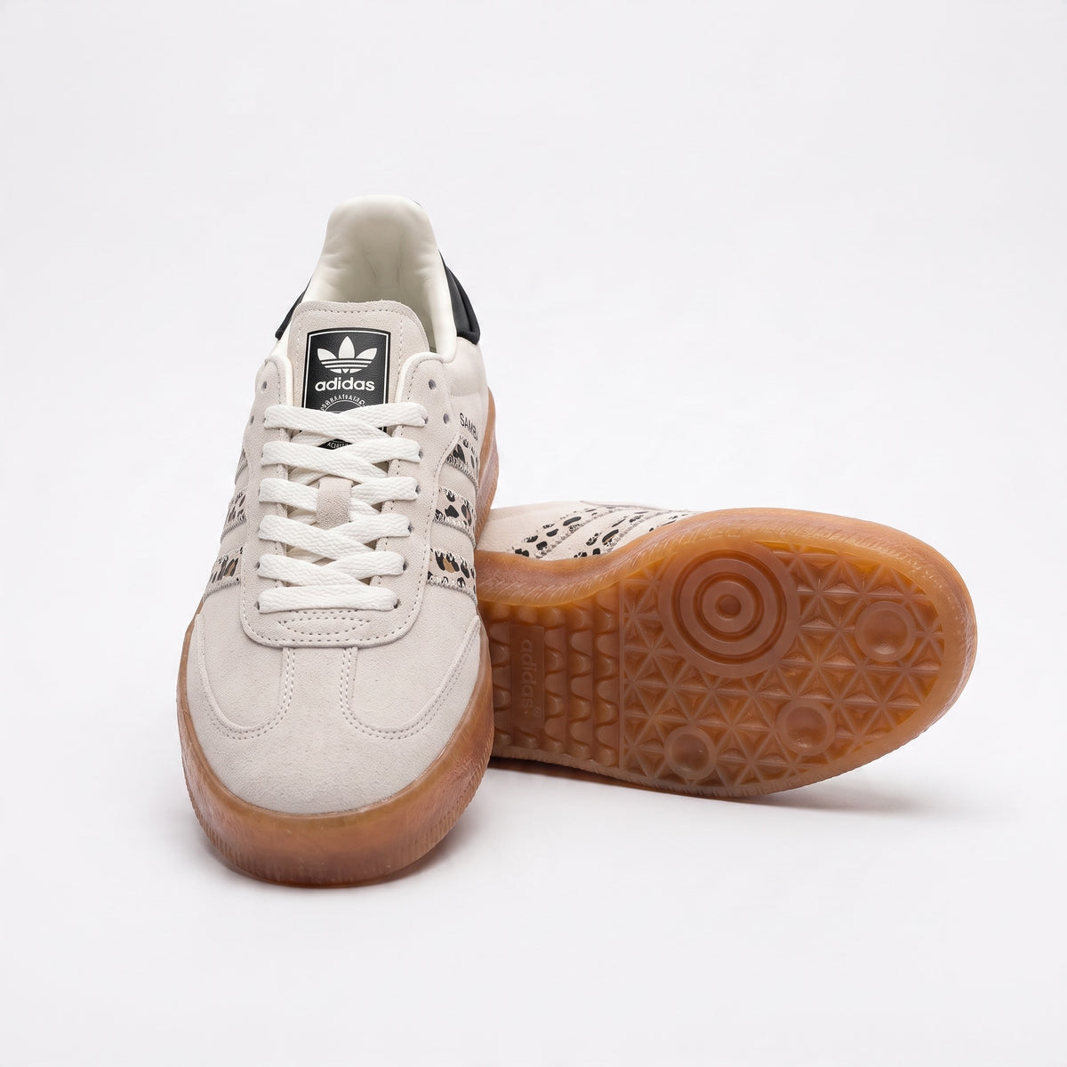 Adidas Samba sneakers beige with leopard three-stripe and gum sole