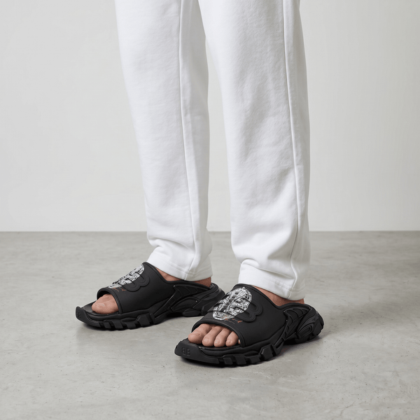 Balenciaga Black Minimal Chunky Slides – Luxury Streetwear Slippers ⚫✨