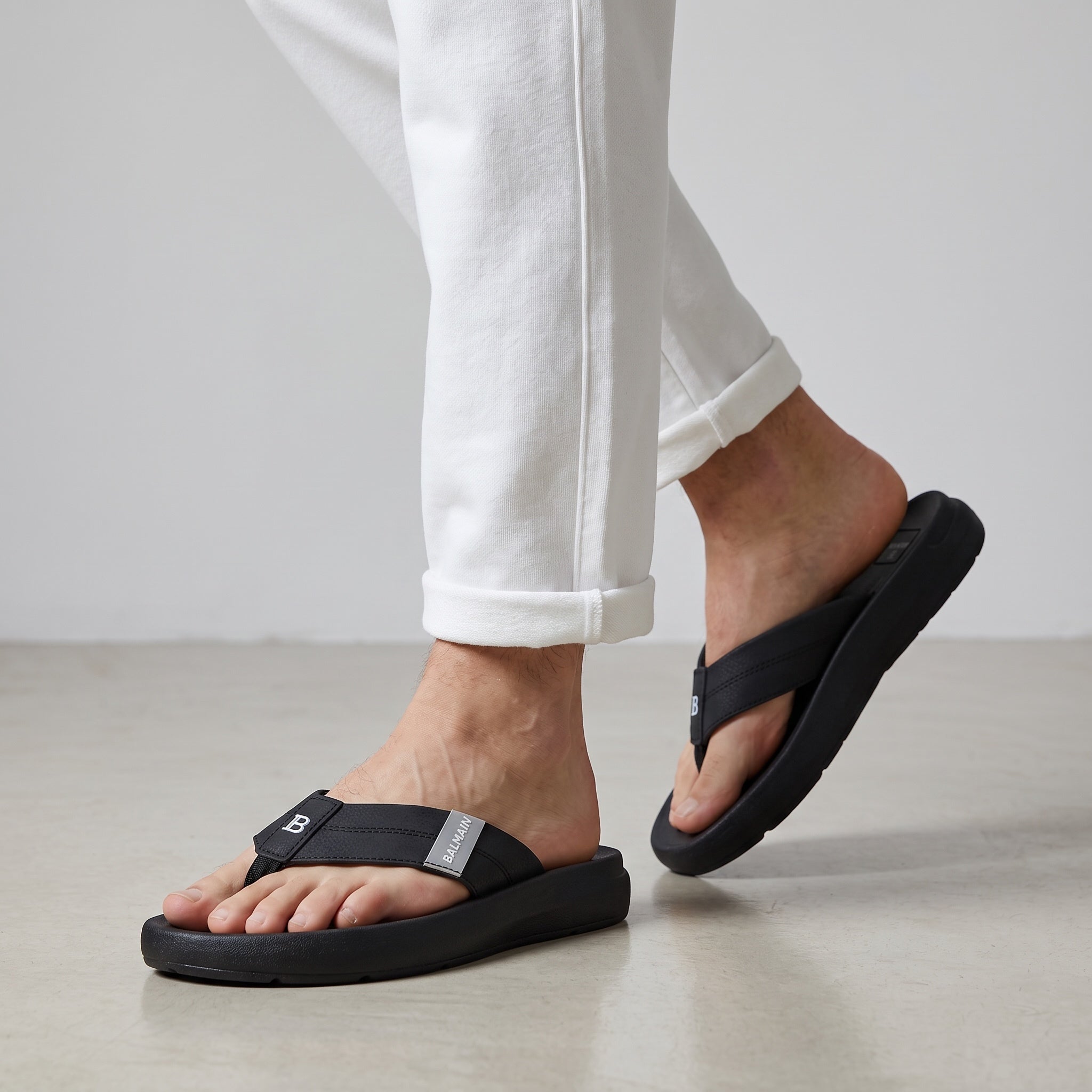 Balmain Logo Thong Sandals – Black 🖤🩴 - MASTERPIECE