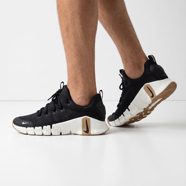 Nike Free Runner – Black Gum Trainer, Lightweight 👟🔥