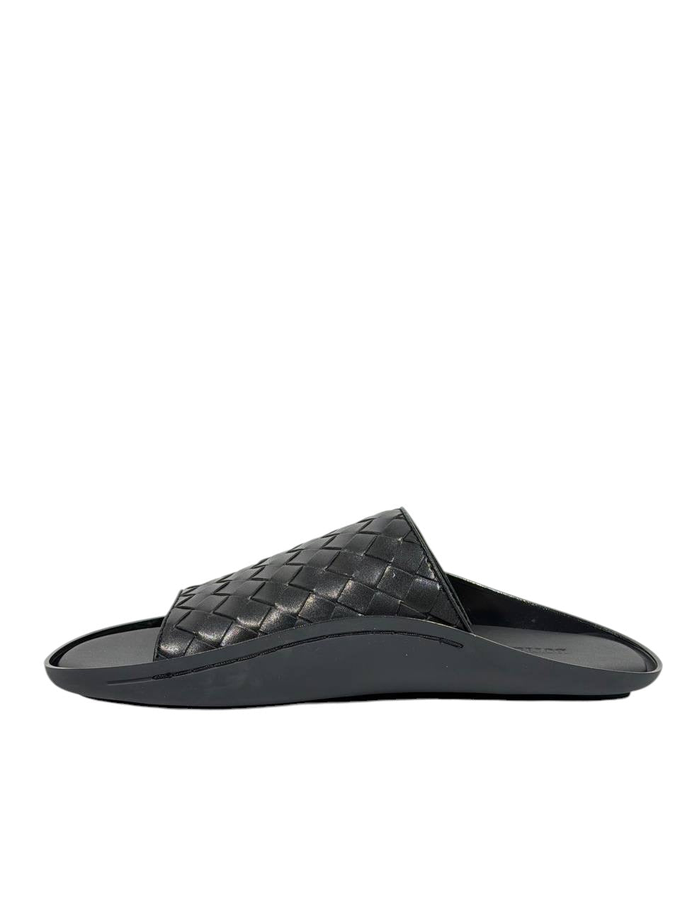 Bottega Veneta Intrecciato Slide Sandals – Black Edition 🖤✨ - MASTERPIECE