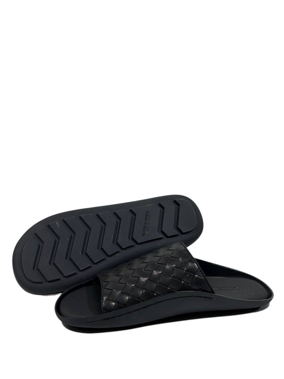 Bottega Veneta Intrecciato Slide Sandals – Black Edition 🖤✨ - MASTERPIECE