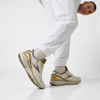 🤍💚 Brooks Adrenaline GTS 23 Running Shoes – Cream Olive Edition 🏃‍♂️⚡ - MASTERPIECE