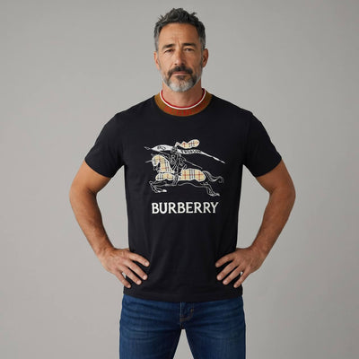 Burberry Equestrian Knight Graphic T-Shirt – Black Heritage Edition 🖤✨ - MASTERPIECE
