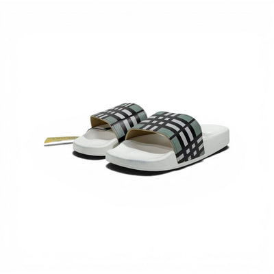 🤍✨ Burberry Slides – Check Pattern White Edition 🔥🩴 - MASTERPIECE