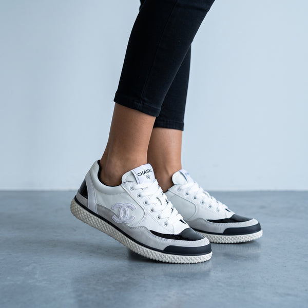Chanel Low-Top Runner – White & Black Sneakers ✨👟