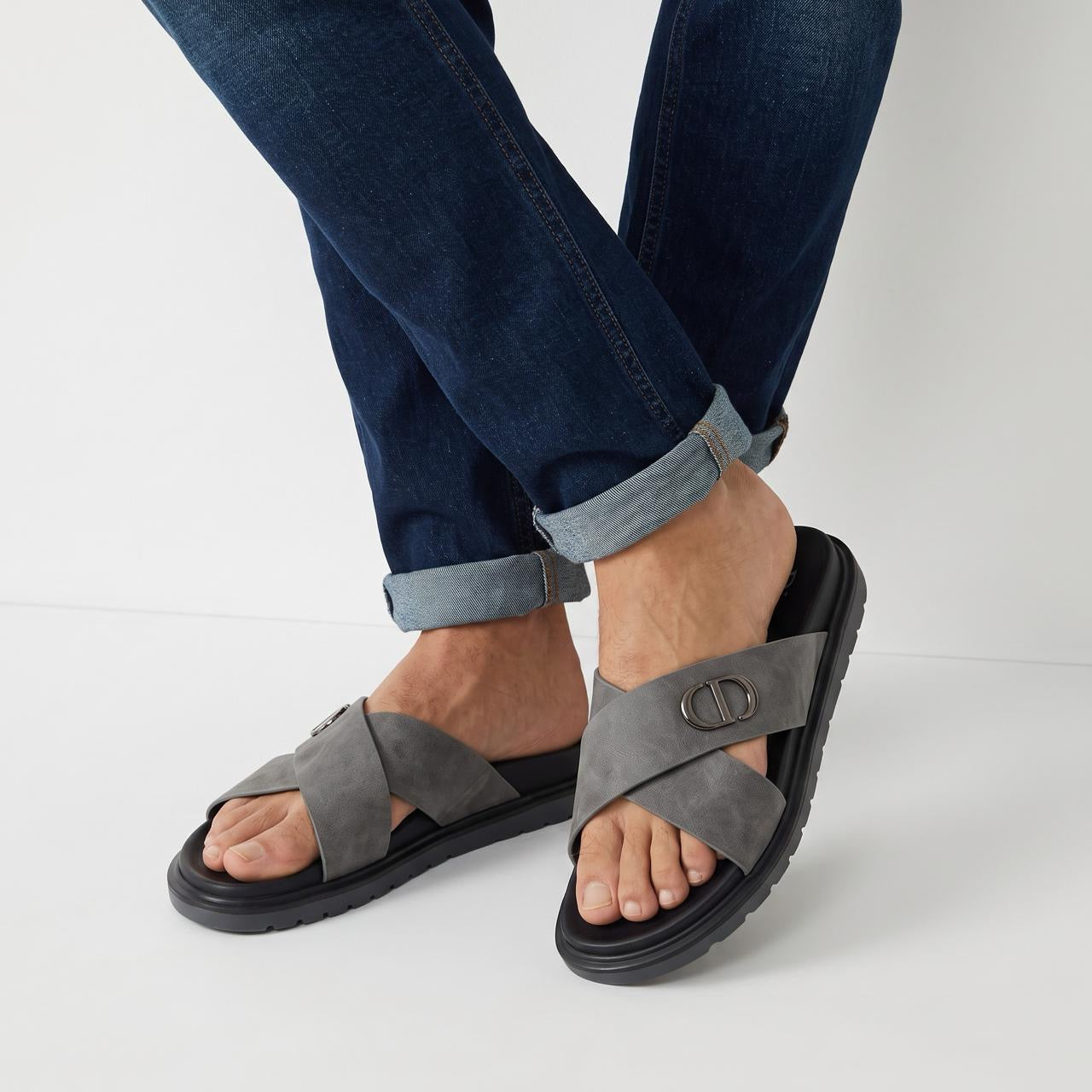 Dior grey cross-strap men's slides with CD logo on strap and black sole