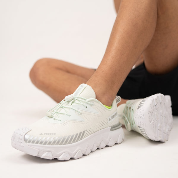 Adidas Terrex – White Trail Runner Sneaker 🌿👟