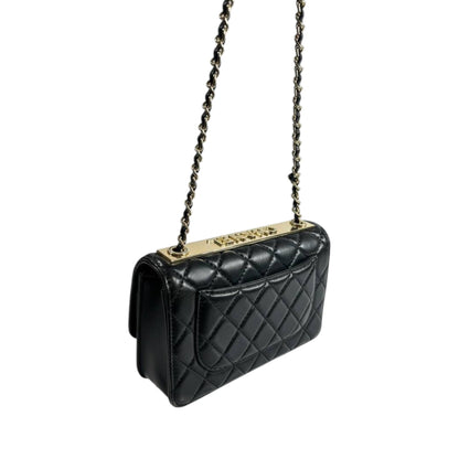 Chanel Black Quilted Crystal Chain Bag – Timeless Luxury Icon 🖤✨ - MASTERPIECE
