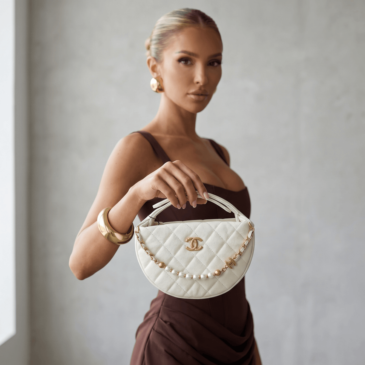 Chanel Chain Bag — White & Pearl - MASTERPIECE