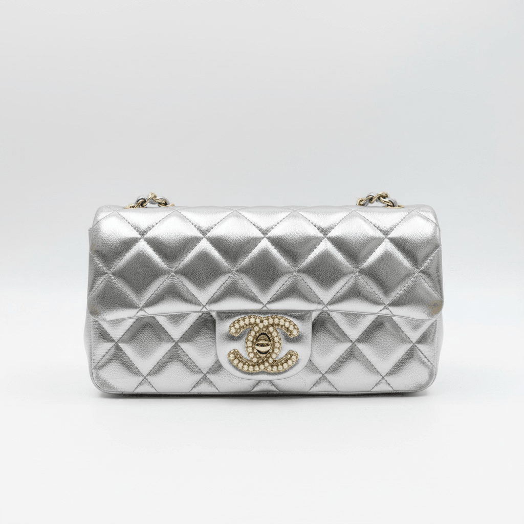 ✨ Chanel Silver Quilted Chain Bag – Crystal CC Metallic Shoulder Bag - MASTERPIECE