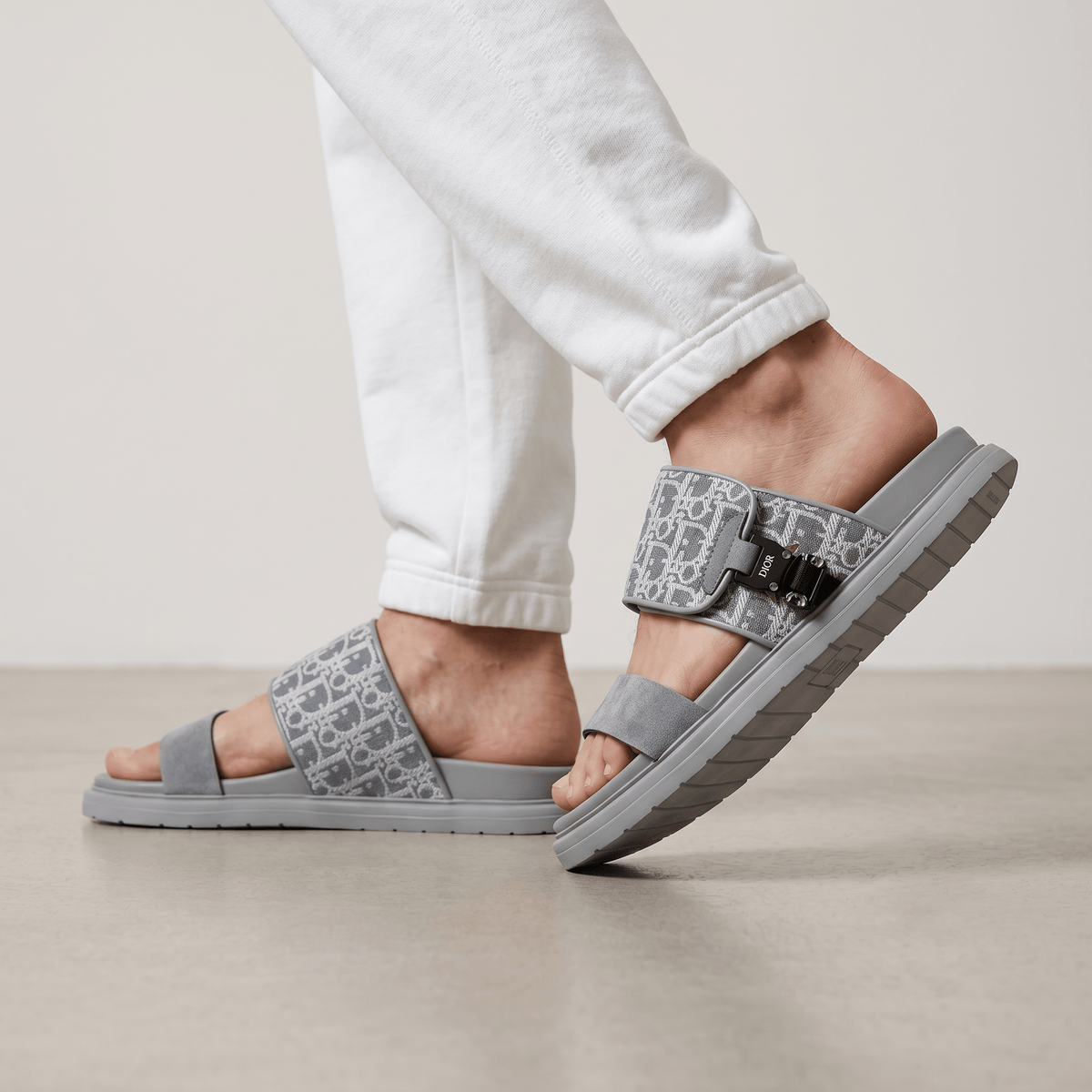 Dior Oblique Grey Slide Sandals – Luxury Designer Summer Slippers ✨🩶 - MASTERPIECE