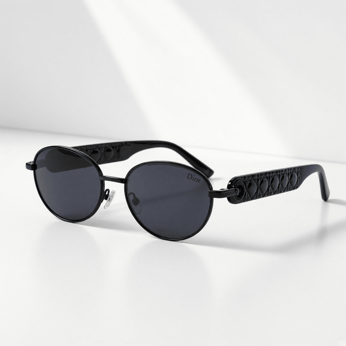 Dior Round Sunglasses – Black - MASTERPIECE