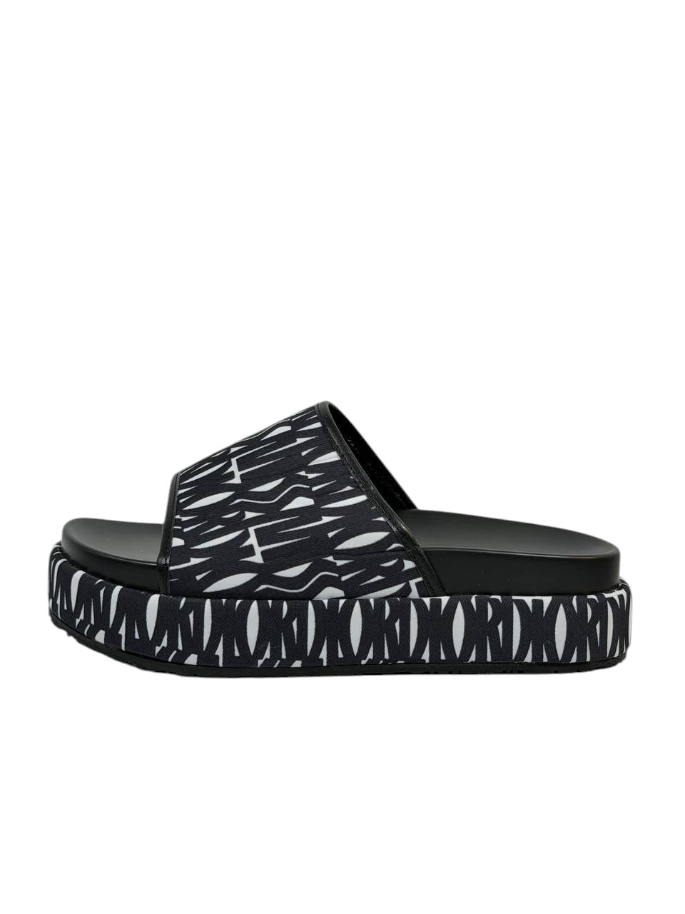 DIOR Slides – Black Monogram Edition 🖤✨ - MASTERPIECE