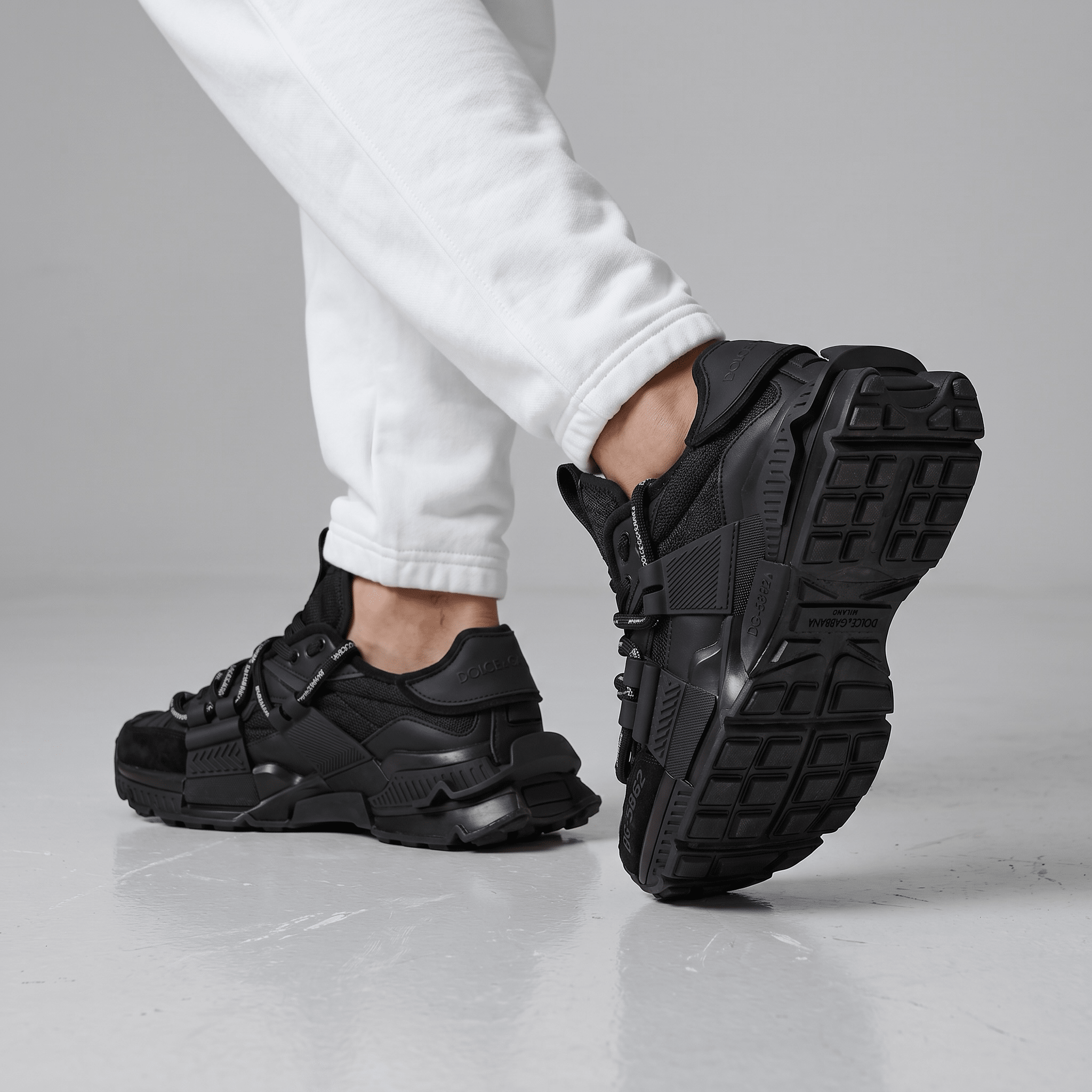 🖤🔥 Dolce & Gabbana DG-S862 Tactical Luxury Sneakers – Triple Black Edition 👟⚡ - MASTERPIECE