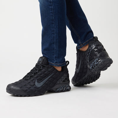 black Nike Air Max Tuned sneakers with quilted upper and visible AIR midsole
