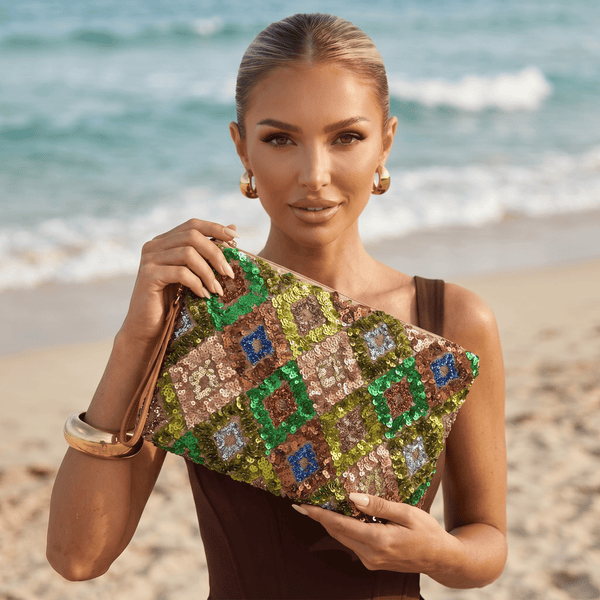 Emerald Mosaic Sequin Wristlet Clutch 💚✨👝