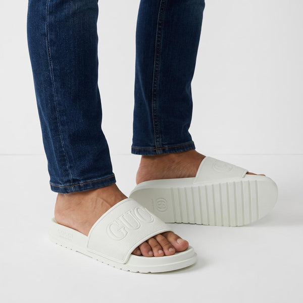 Gucci Pool Slide – White Logo Slide 🩴☁️