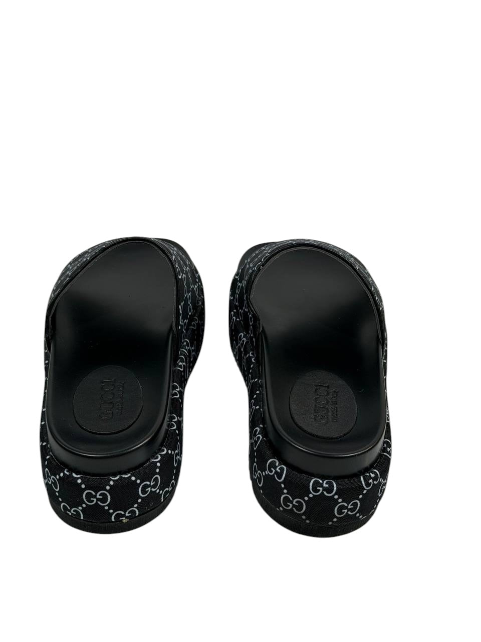 GUCCI GG Canvas Slide Sandals – Black Monogram Edition 🖤🌀 - MASTERPIECE