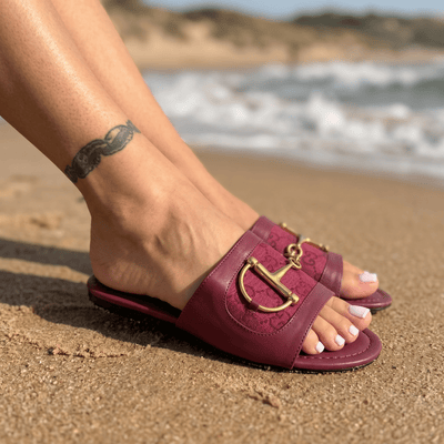 Gucci Horsebit burgundy Slides 💗✨ - MASTERPIECE