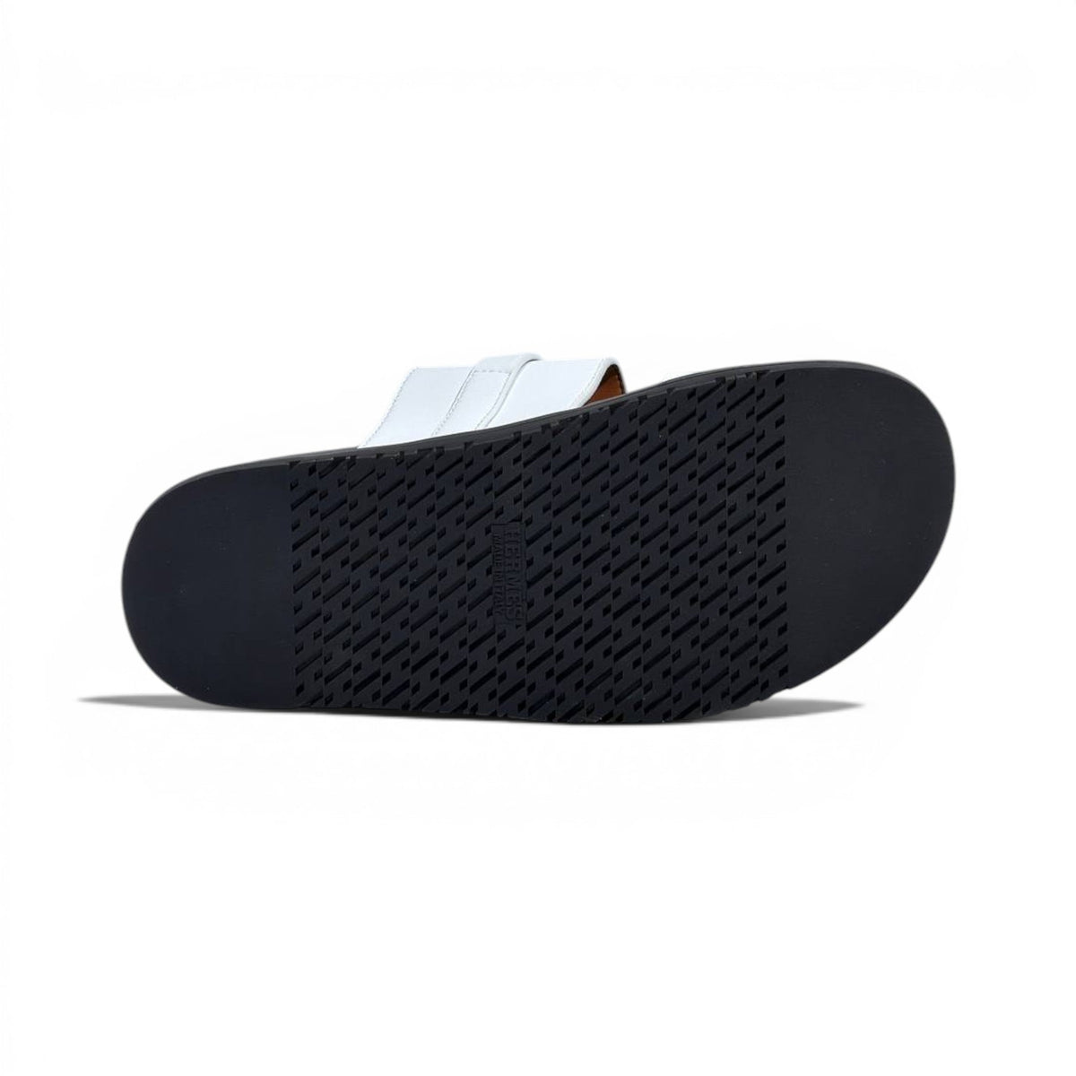 Hermès White Luxury Slide Sandals – Premium Designer Summer Slippers 🤍✨ - MASTERPIECE
