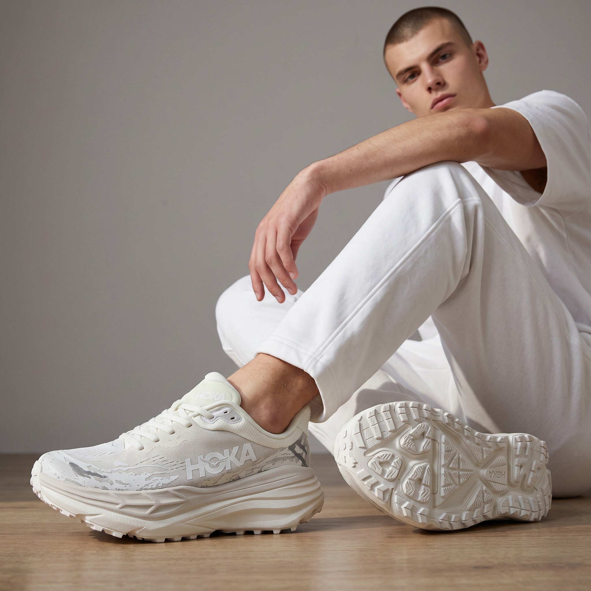 HOKA Clifton Running Shoes – Triple White 🤍👟 - MASTERPIECE