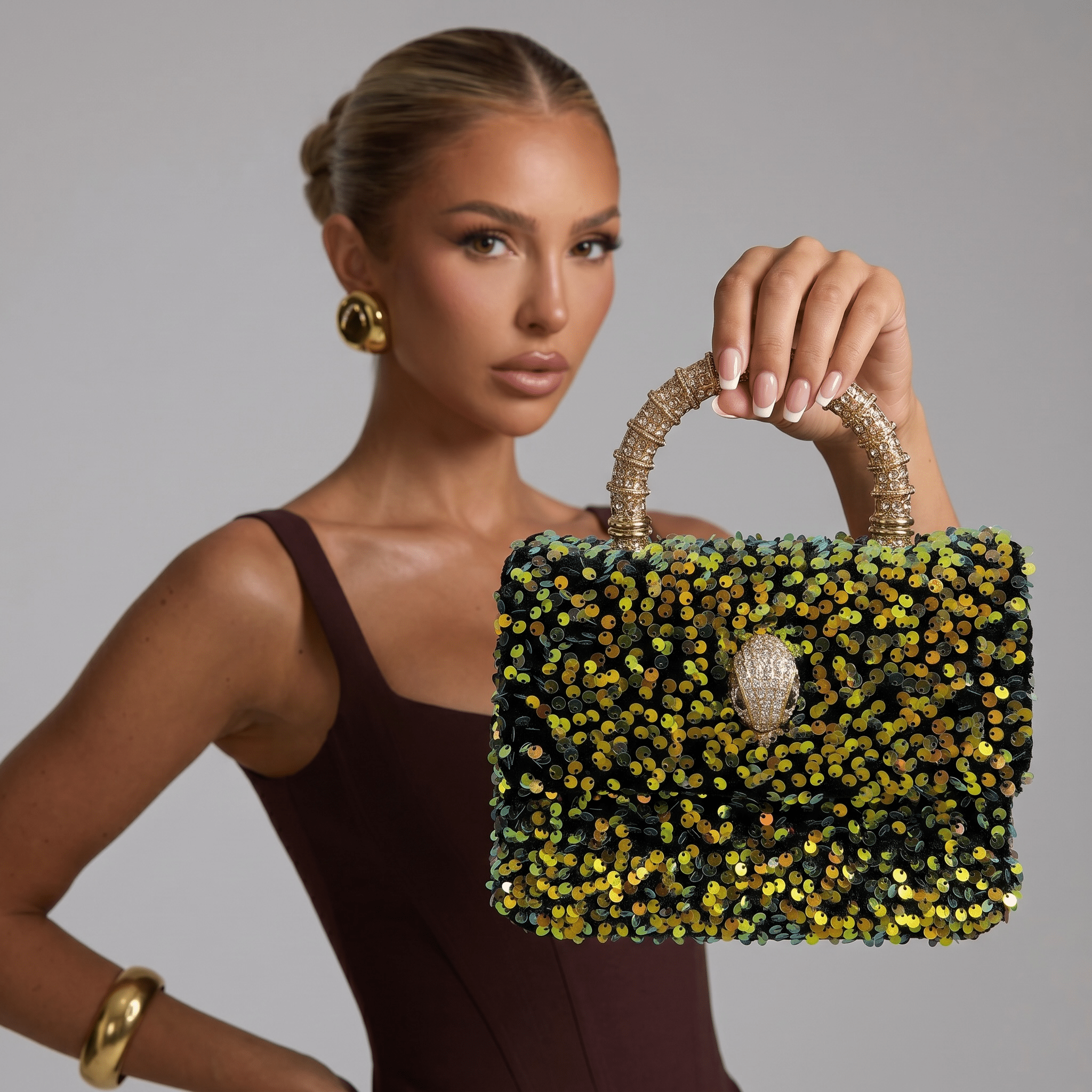 ✨ Kurt Geiger Crystal Eagle Sequin Top Handle Bag – Gold Sparkle Edition ✨ - MASTERPIECE