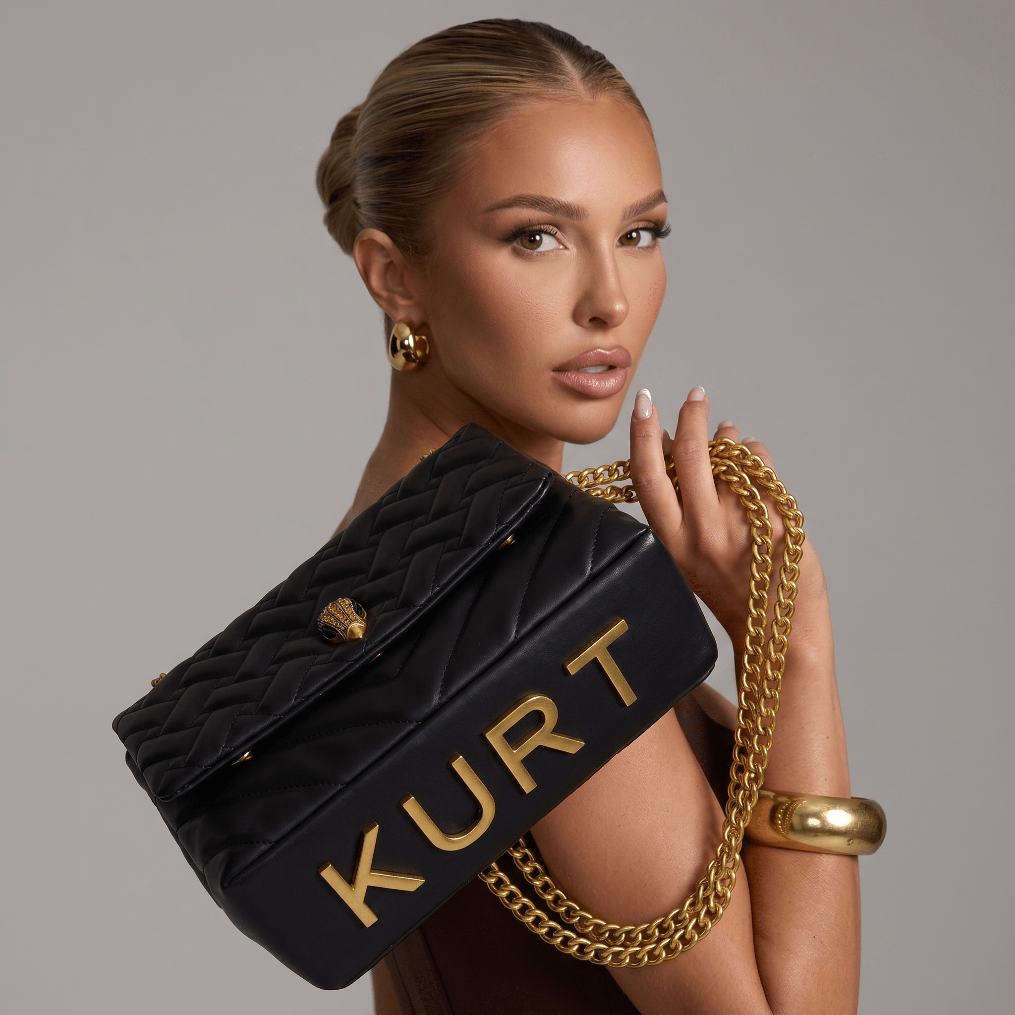 Kurt Geiger Large Kensington Black Quilted Bag – Gold Chain 🖤✨ - MASTERPIECE