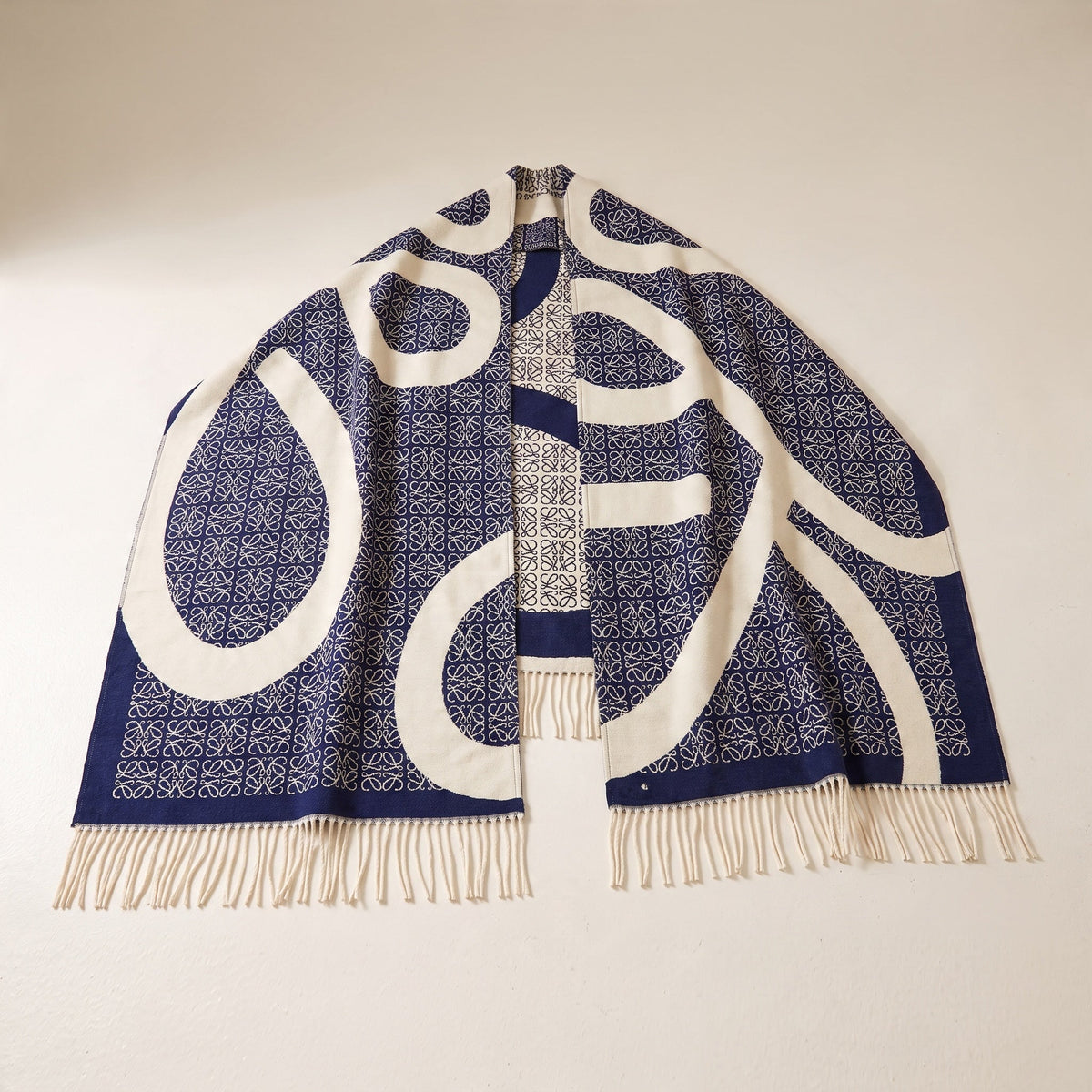 Loewe Fringed Shawl – Navy Cream Signature - MASTERPIECE