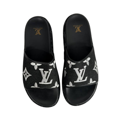 Louis Vuitton Black Monogram Platform Slides – Luxe Statement Sandals 🖤✨ - MASTERPIECE