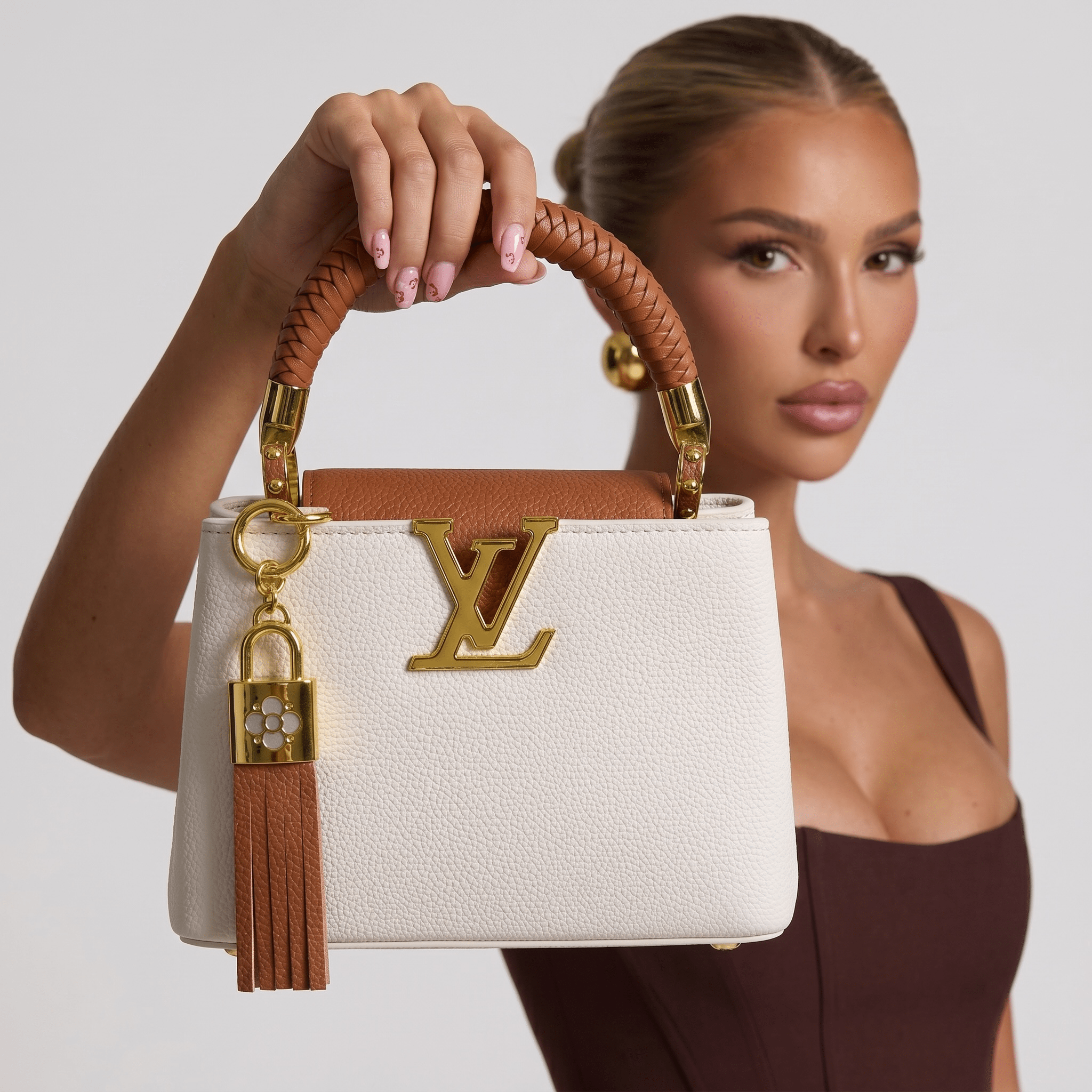 👜 Louis Vuitton Capucines BB Two-Tone Leather Handbag 🤍🤎✨ - MASTERPIECE