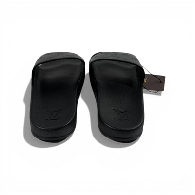 🖤 Louis Vuitton Embossed Slides – Black Luxe Edition ✨ - MASTERPIECE