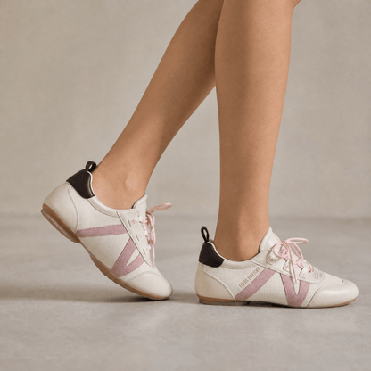 Louis Vuitton Feminine Retro Runner Sneakers 🌸✨ - MASTERPIECE