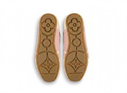 Louis Vuitton Feminine Retro Runner Sneakers 🌸✨ - MASTERPIECE