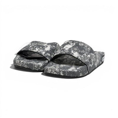 Louis Vuitton Grey Monogram Slide Sandals – Luxury Designer Casual Slippers ✨🩶 - MASTERPIECE