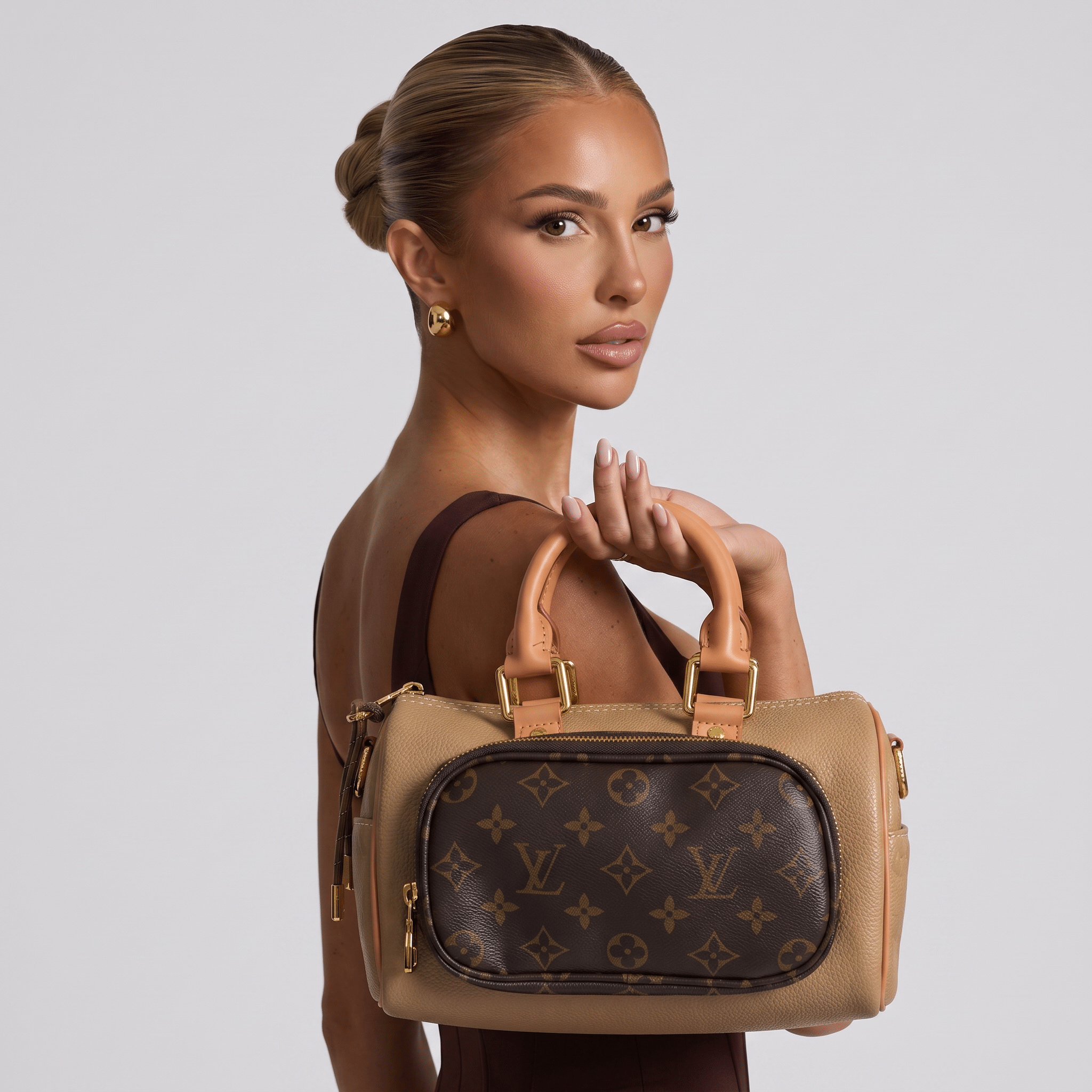 👜✨ Louis Vuitton Keepall Bandoulière 25 – Beige Monogram 🤎 - MASTERPIECE