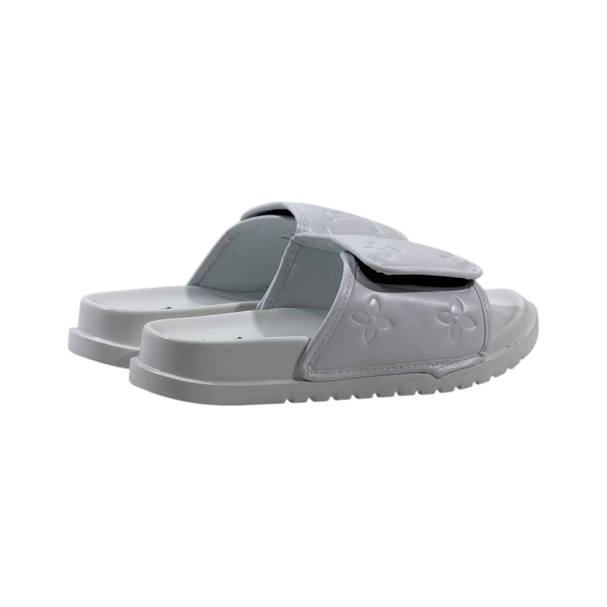 Louis Vuitton Monogram Comfort Slides – All White Edition 🤍✨ - MASTERPIECE
