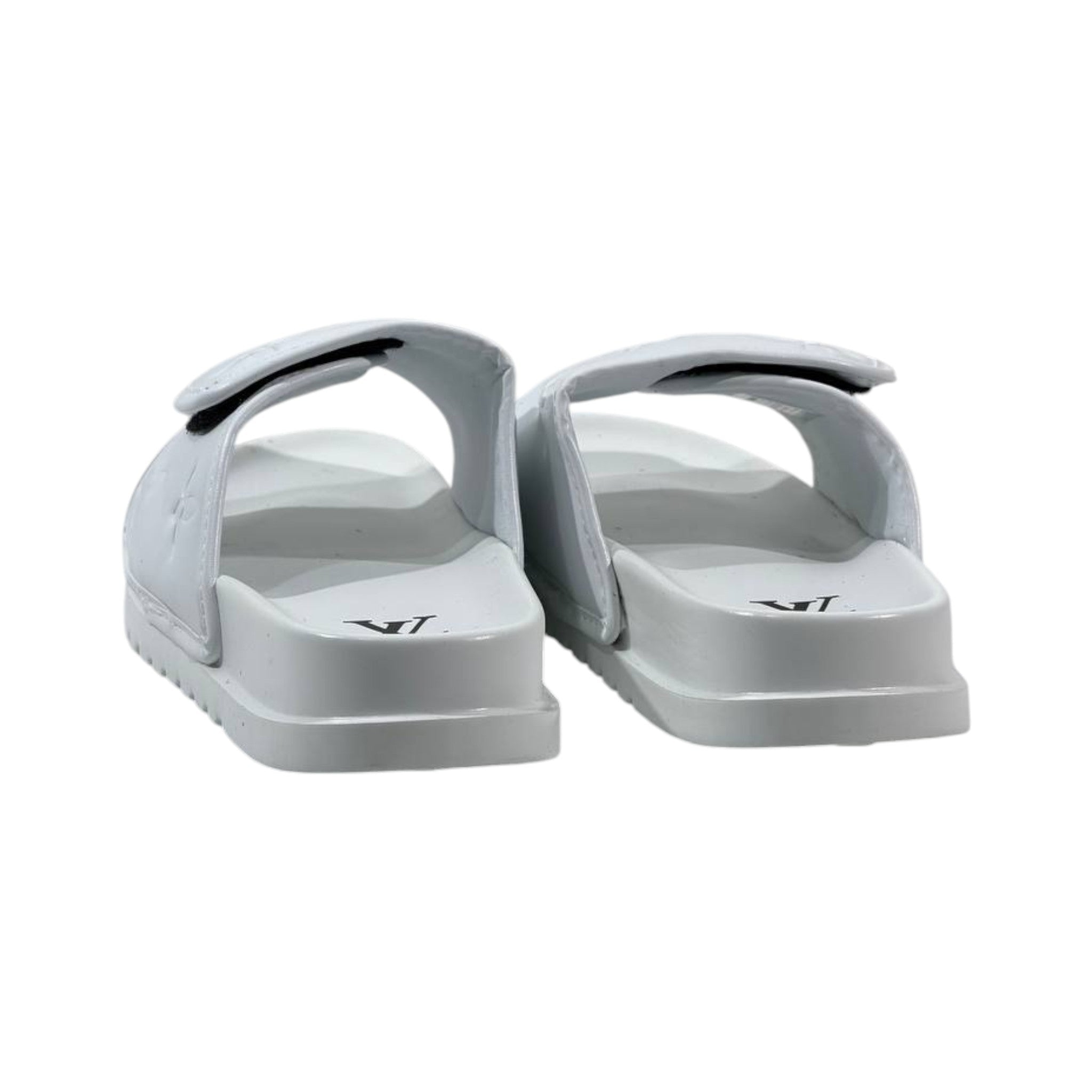 Louis Vuitton Monogram Comfort Slides – All White Edition 🤍✨ - MASTERPIECE
