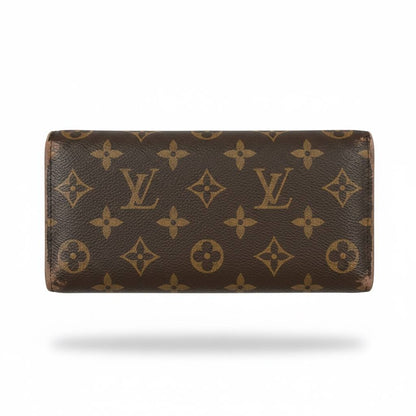 Louis Vuitton Monogram Lock Wallet – Elegant Luxury Statement ✨🤎 - MASTERPIECE