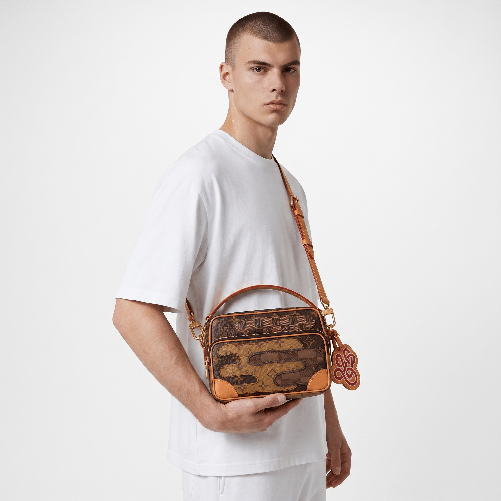 👜 Louis Vuitton Monogram Patchwork Crossbody Bag – Brown - MASTERPIECE