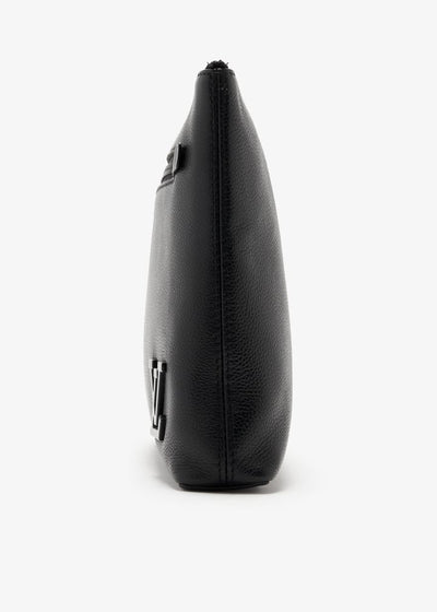 Louis Vuitton Pouch – Black Pebbled Finish 🖤👜 - MASTERPIECE