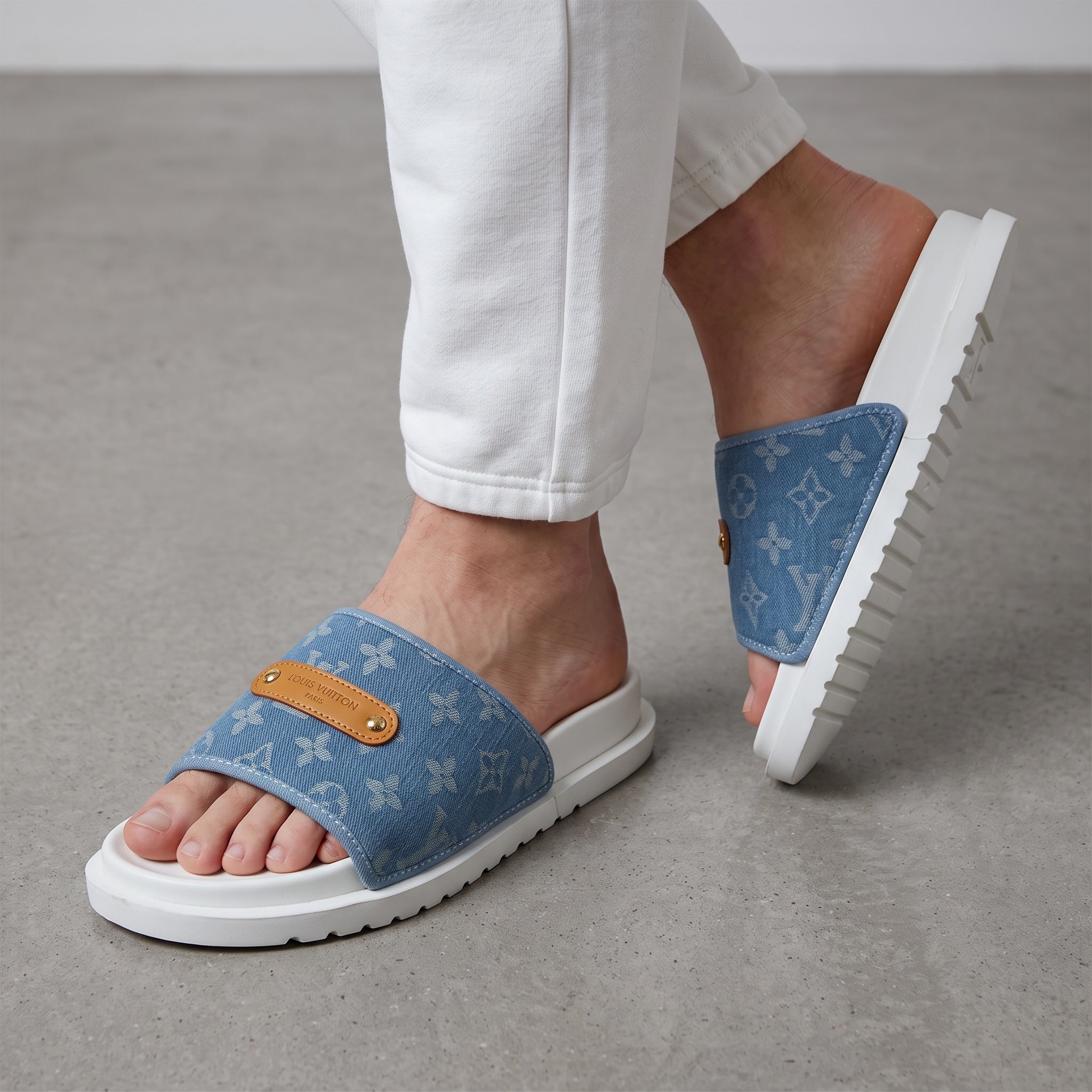 Louis Vuitton Slide – Blue Monogram Denim 🩵 - MASTERPIECE