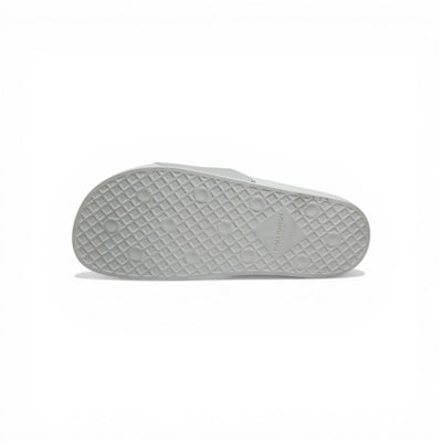 🤍 Louis Vuitton Slides – White Pastel Monogram Edition 🌸✨ - MASTERPIECE