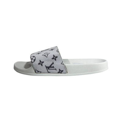 Louis Vuitton White Monogram Slides – Luxury Everyday Comfort Sandals 🤍👡 - MASTERPIECE