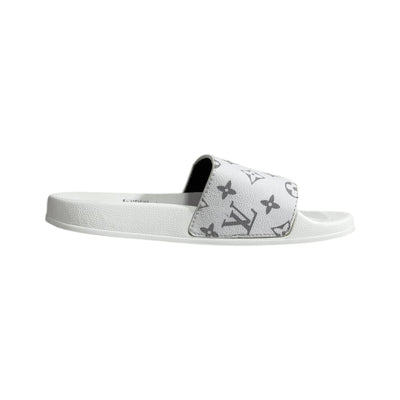 Louis Vuitton White Monogram Slides – Luxury Everyday Comfort Sandals 🤍👡 - MASTERPIECE